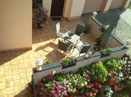 Ferienwohnung Schäfer，位于Hackenheim的酒店