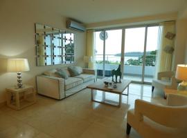 09E Luxury Ocean Views Great Special Rate Panama，位于Arraiján的带停车场的酒店