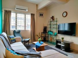 OUG Cozy 3Br 8-9pax 3storey townhouse Bukit OUG，位于吉隆坡的酒店