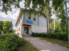Hotelli Uninen Tampere，位于坦佩雷的酒店