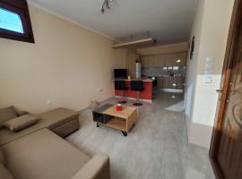 Backyard Apartment，位于雷夫卡达镇的酒店