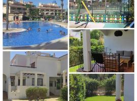 Costa Ballena!!! House on Mediterranean Coast with pool and golf!!! Dúplex!!!，位于科斯塔巴伦娜的海滩短租房