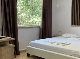 Emerald Suites