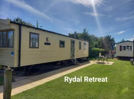 Rydal Retreat Lakeland Holiday Park，位于Flookburgh的豪华帐篷营地