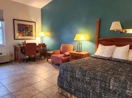Ivey House Everglades Adventures Hotel