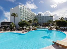圣淘沙集团马霍海滩全包度假村赌场酒店及Spa，位于朱莉安娜公主国际机场 - SXM附近的酒店