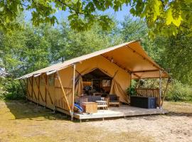 Special lodge tent in the Achterhoek，位于温特斯韦克的酒店