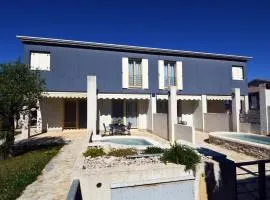 Modern Villa Blue 1 with swimming pool ideal for families & friends