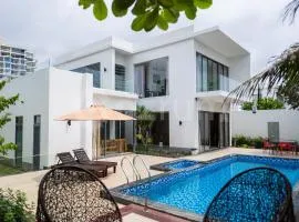 Villa BLUE DAY Resort Long Cung Gần biển