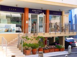 Residence Adriatico，位于加比切马莱的公寓式酒店