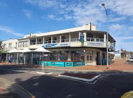 Pier Hotel Port Lincoln，位于林肯港的酒店