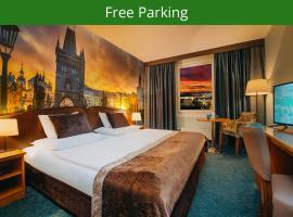 Plaza Prague Hotel - Czech Leading Hotels，位于布拉格霍勒索维茨火车站附近的酒店