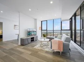 Liverpool Brand new 2 Br Apt City View Parking
