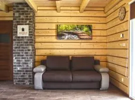 Tranquil Lakefront holiday home