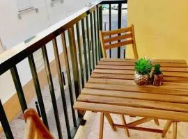 TORRE DEL MAR DELUXE CLOSE TO BEACH & PARKING Sinese Design Homes