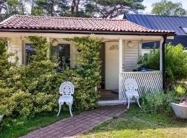 1 Bedroom Amazing Home In Hllviken，位于赫尔湾的度假屋