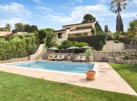 Nice Home In Mougins With Outdoor Swimming Pool