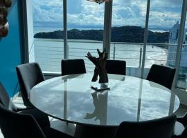 22M Spectacular Penthouse New Design Oceanview，位于Arraiján的公寓