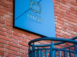 La Familia TYBURA，位于乌涅尤夫的酒店