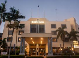 Hotel Diana，位于布里斯班昆士兰大学圣卢西亚校区附近的酒店
