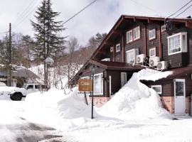 Urabandai Cranes，位于北塩原村的酒店