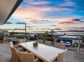 Bayside Oceanview Getaway，位于Corinella的酒店
