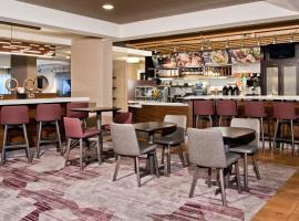 Courtyard by Marriott Charlotte Ballantyne，位于夏洛特Ballantyne的酒店