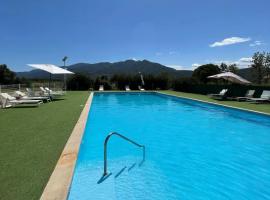 HOTEL LA GARENNE，位于Tresserre的酒店