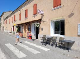 Hôtel Etape，位于Les Omergues的酒店