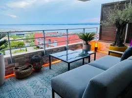 ''Le Soleil'' Superbe T3 avec vue étang et mer, clim parking et piscine