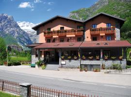 米拉蒙缇餐厅酒店，位于Val Masino的酒店