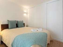 Host Wise - Charming Welcoming Flat - Centrally Located