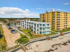 Coastal Waters 213 2Nd Floor Condo With Ocean Views From Your Balcony