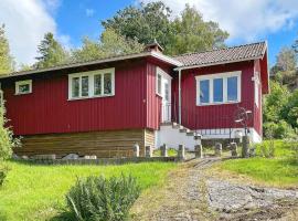 Holiday home UDDEVALLA XL，位于Sundsandvik的酒店