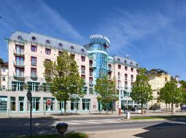 OREA Spa Hotel Cristal，位于玛丽亚温泉的高尔夫酒店