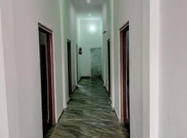 OYO Hotal Lotus Inn，位于Muzaffarnagar的酒店