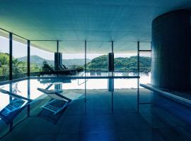 Urari Takeo Garden Terrace Spa Resorts，位于武雄市的酒店