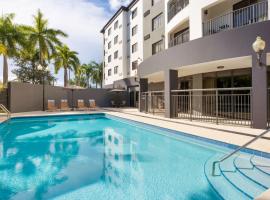 Courtyard by Marriott Miami at Dolphin Mall，位于迈阿密佛罗里达国际大学建筑学院附近的酒店