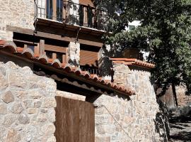 La Casa de la Acacia，位于Olba的酒店