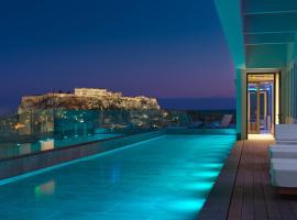 NYX Esperia Palace Hotel Athens by Leonardo Hotels，位于雅典的带泳池的酒店