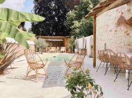 Maison Hortense 4 étoiles piscine chauffée et sauna，位于Buxeuil的酒店