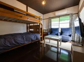 Bed&Cafe Onzo オンゾー，位于尾道市的旅馆