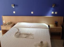 泽费罗斯酒店，位于罗德镇的海滩酒店