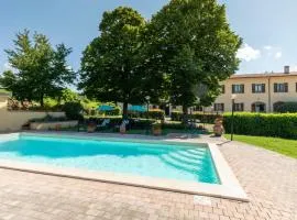 Stunning Home In Nocera Umbra With Outdoor Swim,,,