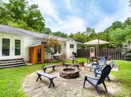 Cozy Creekside Rancher-Heart of Downtown Knoxville