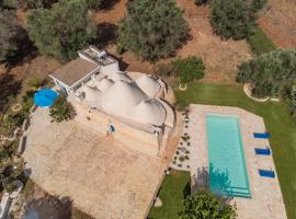 Trullo Tarantini con piscina privata，位于Latiano的公寓