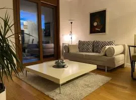 THE FIVE-New Belgrade Apartment