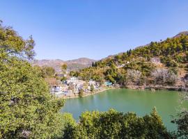 Lake View Bhimtal，位于比姆塔尔的酒店