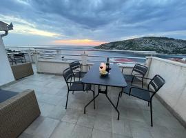 Villa Azure，位于拉扎尼的酒店