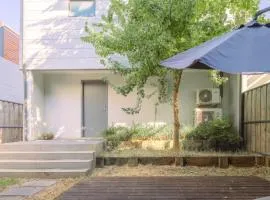 Rousehill cozy 4Br house close to Train&Shopping&Parks